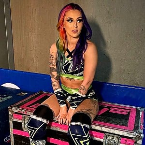Tegan Nox