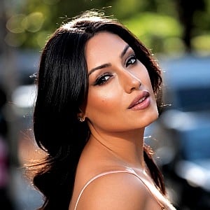 Tehmina Sunny