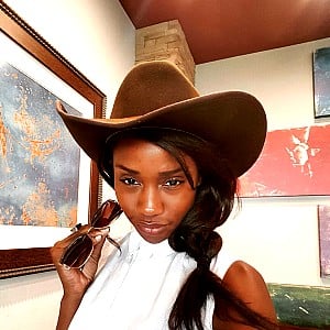 Tenika Davis