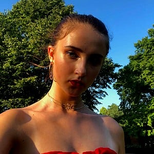Tess Amelia