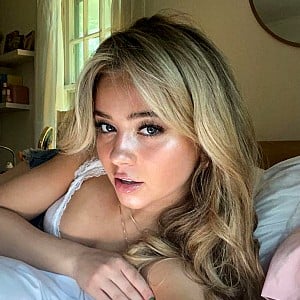Tess Holloway