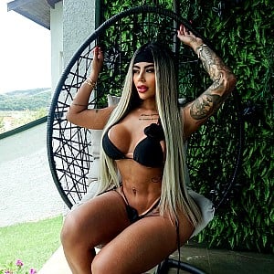 Thais Perez