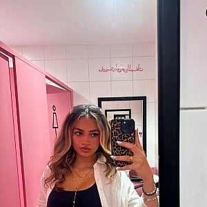 Thalia Elansari