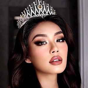 Thao Nhi Le