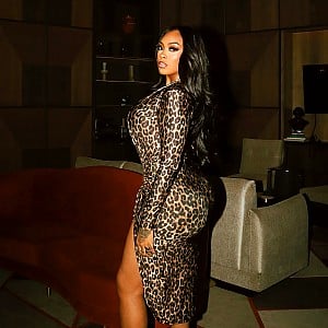 TheRealParisXO