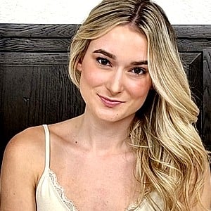 Thea Summers