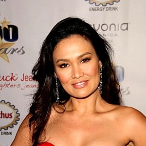 Tia Carrere