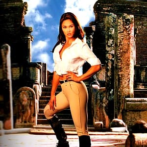 Tia Carrere
