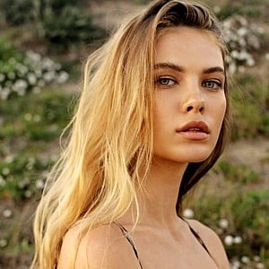 Tia Mallia