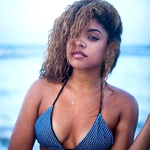 Tia Valentine