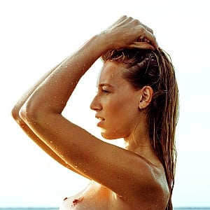 Tiffany Van Roest