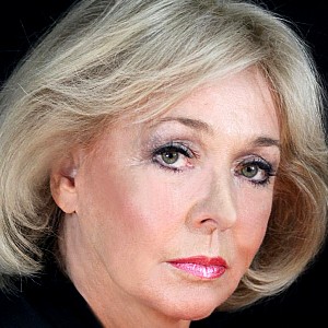 Tina Cole