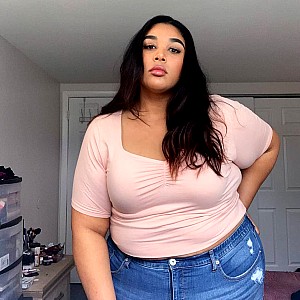 Tina Demoya
