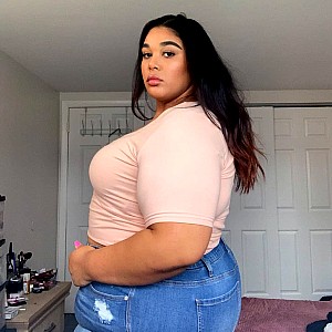Tina Demoya