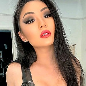 Tina Guo