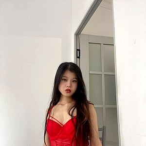 Tina Kim (camgirl)