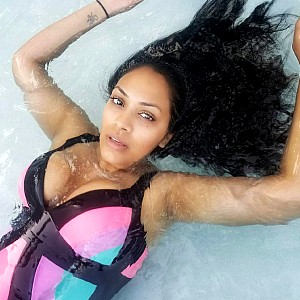 Tinder Badhesha