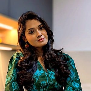 Tingly SAKSHI ASMR