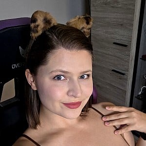 Tinni Angel
