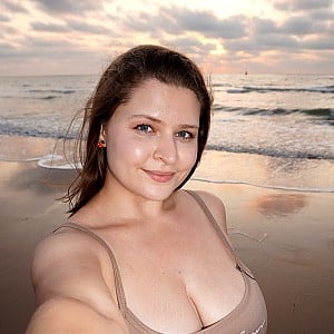 Tinni Angel
