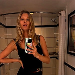 Toni Garrn