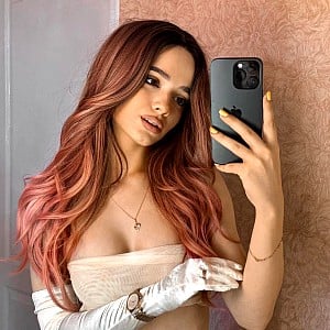 Valeria Pushkash
