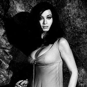 Valerie Leon
