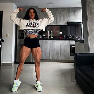Vanesa Maza