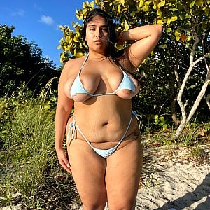 Vanessa Hinata