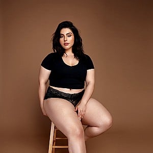 Vanessa Martinez (Model)
