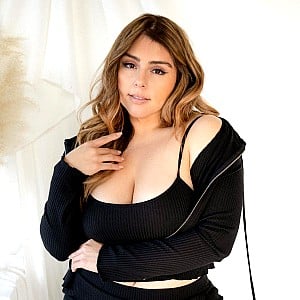 Vanessa Martinez (Model)