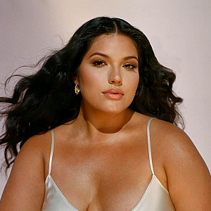 Vanessa Romo