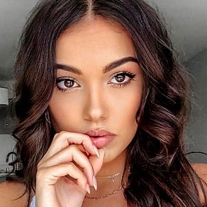 Vania Fernandes