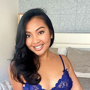 Vee Lau