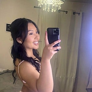 Vee Lau