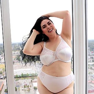 Veronica Belle