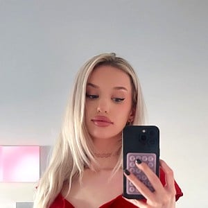 Veronika ASMR