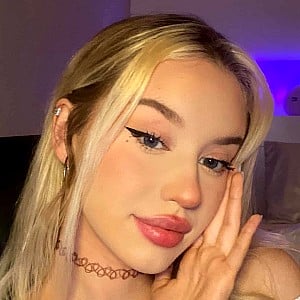 Veronika ASMR