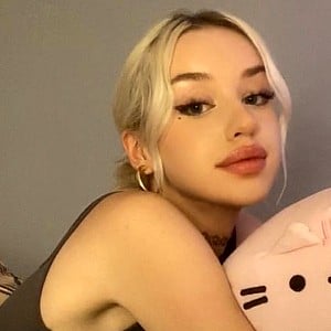 Veronika ASMR