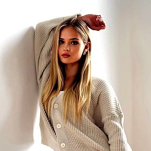 Veronika Miller