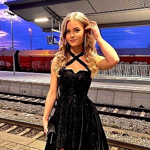 Veronika Miller