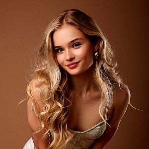 Veronika Miller