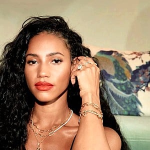 Vick Hope
