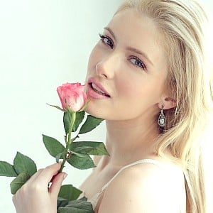 Victoria Bond