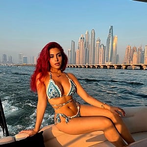 Victoria Caro