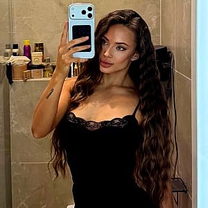 Victoria Ivanova (model)