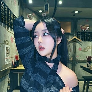Victoria Kim