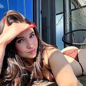 Victoria Nova (Camgirl)