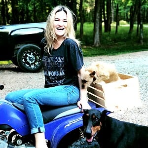 Victoria Pratt