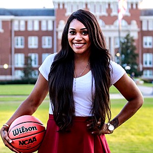 Victoria Vivians